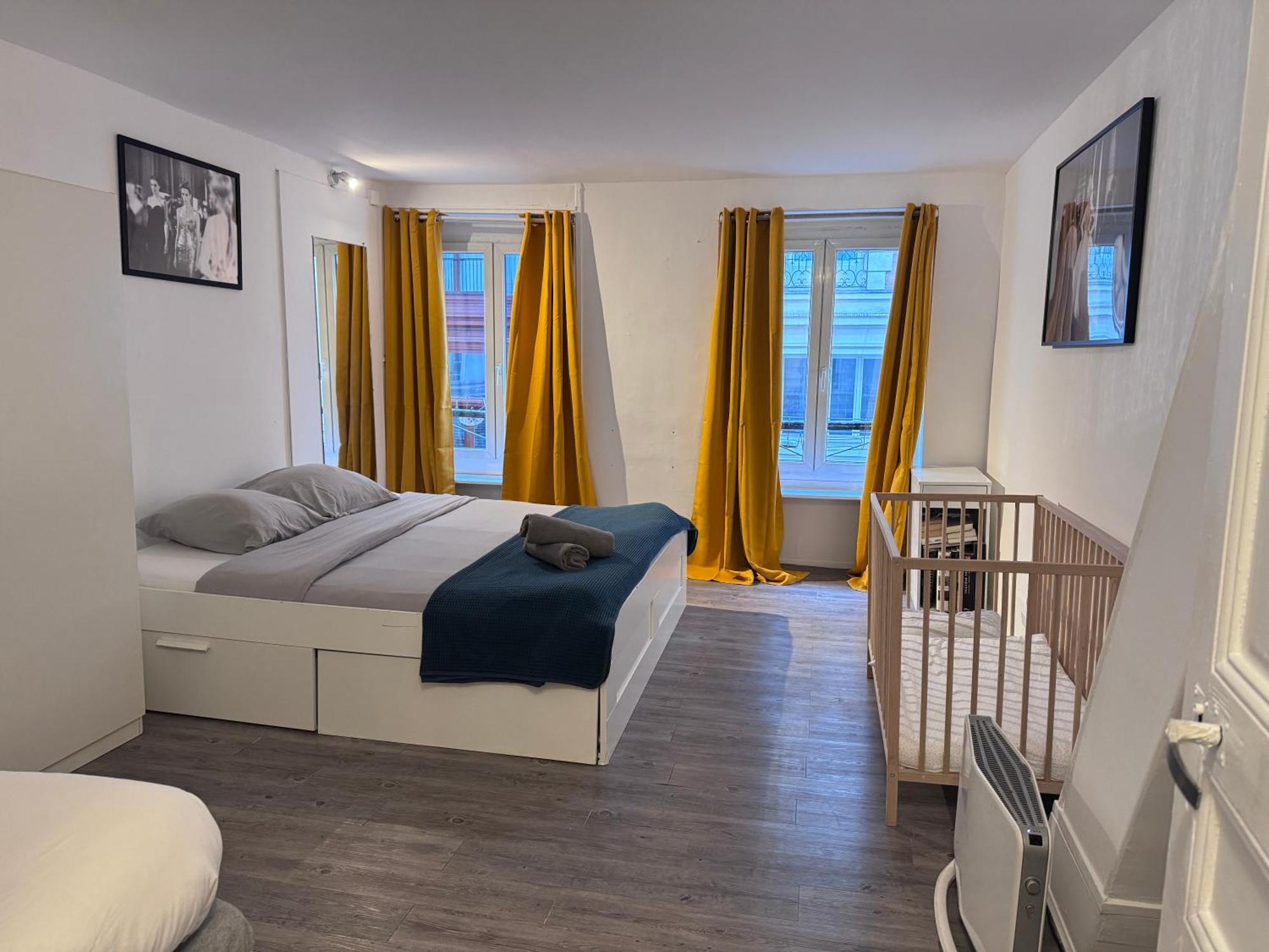 Central Flat For 7 Париж Екстериор снимка